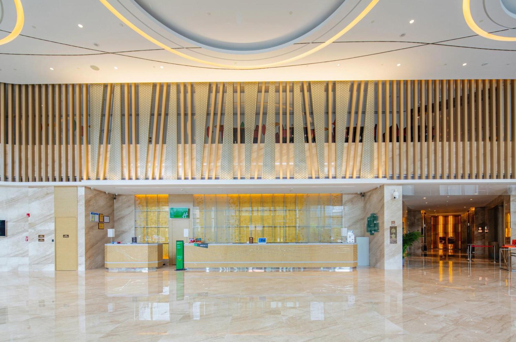 Holiday Inn Shaoguan Downtown By Ihg Exterior foto